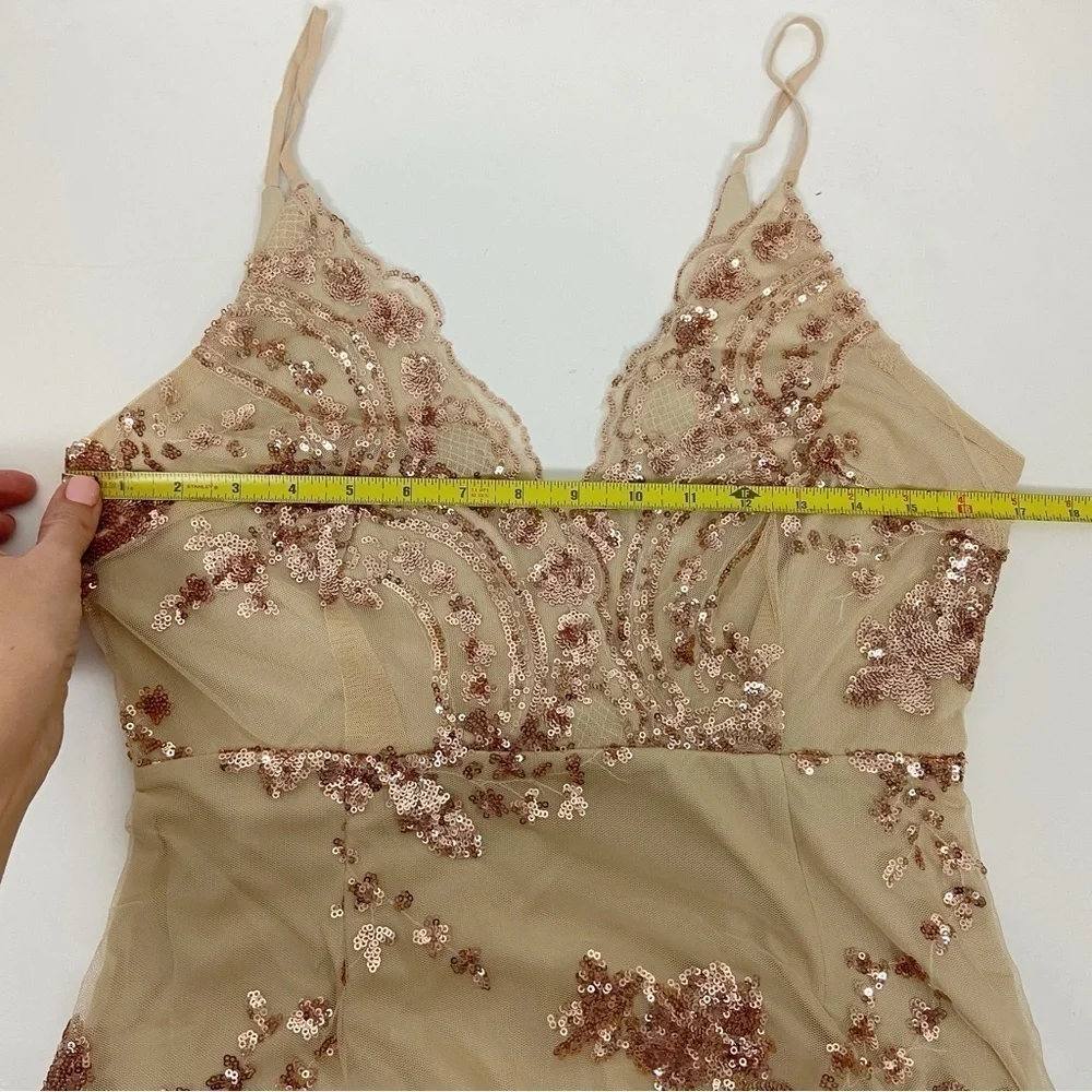 Superdown Abigal Mini Dress in Gold Size L